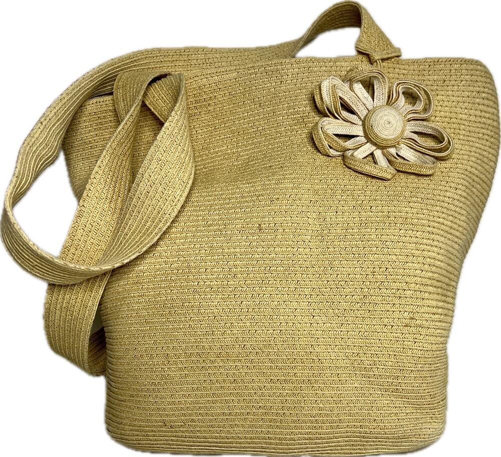 Crazy Horse A Liz Claiborne Company Tan Shoulder Bag With An Inside Zip Pocket